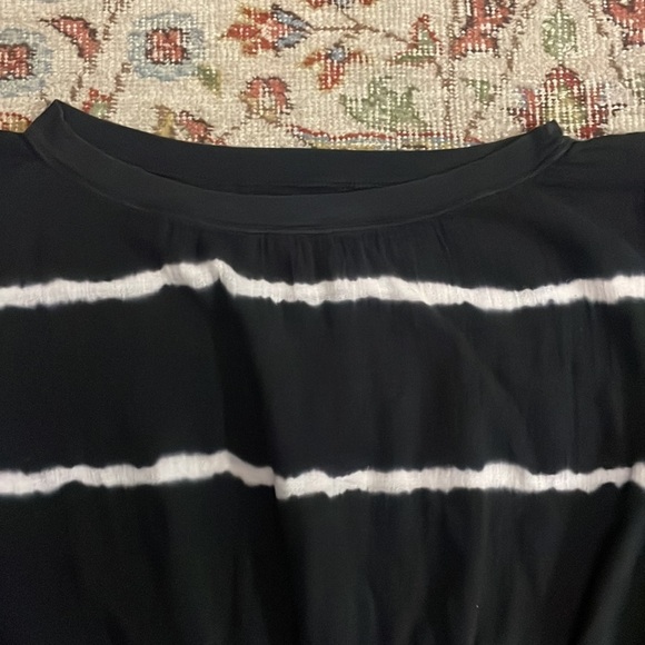 𝅺black Tie Dye Top Sz M - Picture 2 of 5